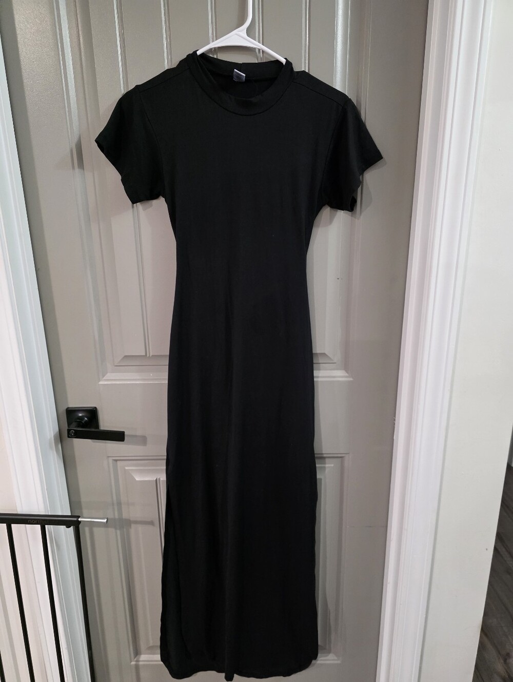 Its Brand Womans Small Black Maxi Dress Back Cutout Side Slit Stretchy